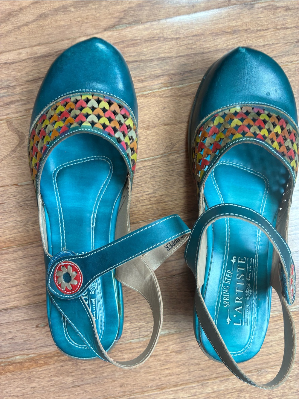 L'ATISTE Teal Multicolor Woven Slingback Flats.  Size 8/39